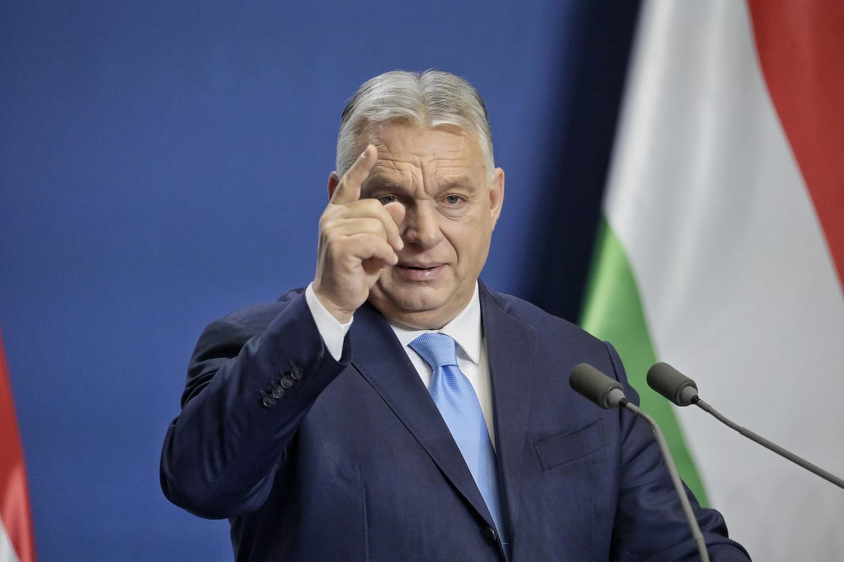 A kormány az év utolsó napján saját tagjainak megvesztegethetetlenségéről is gondoskodik