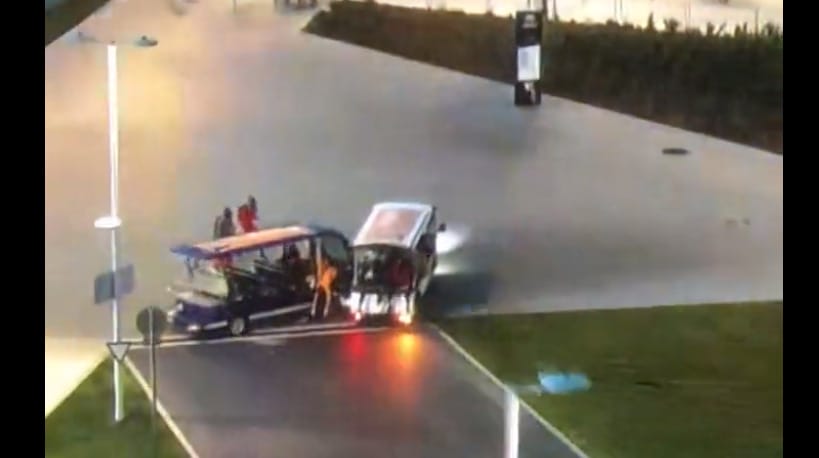 Versenyzőket szállító golfkocsik ütköztek az atlétikai vb-n – videó