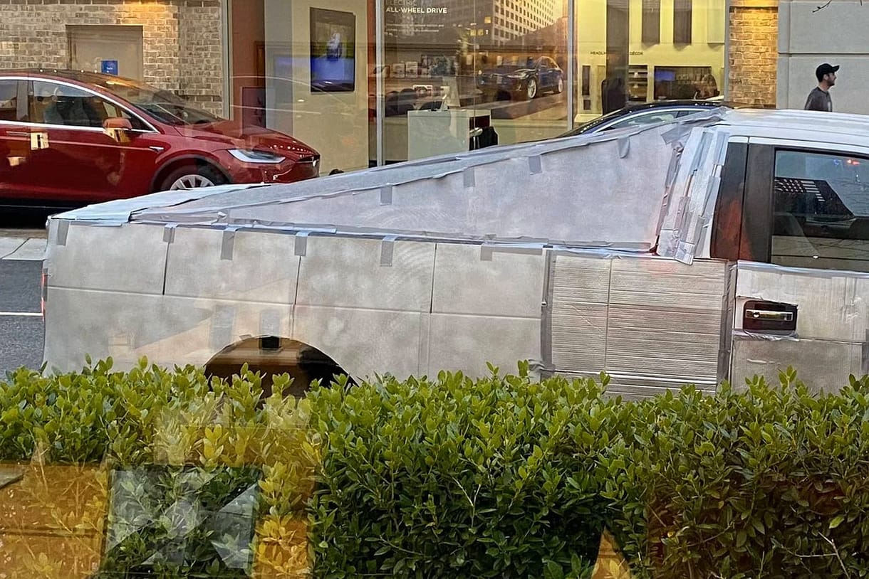 Cybertruck lett a Ford egy autójából