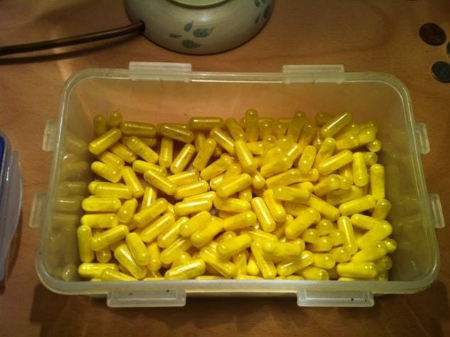 Zsírégető tablettától halt meg egy 18 éves egyetemista