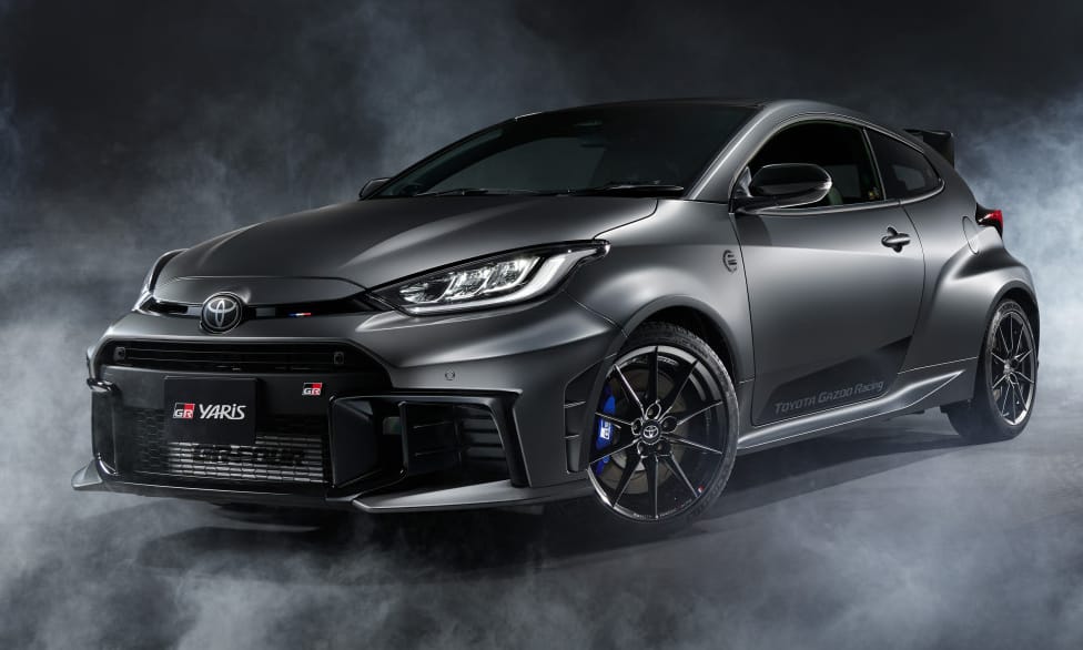 A Toyota a végsőkig kitart a benzin és az őszinte élményautók mellett