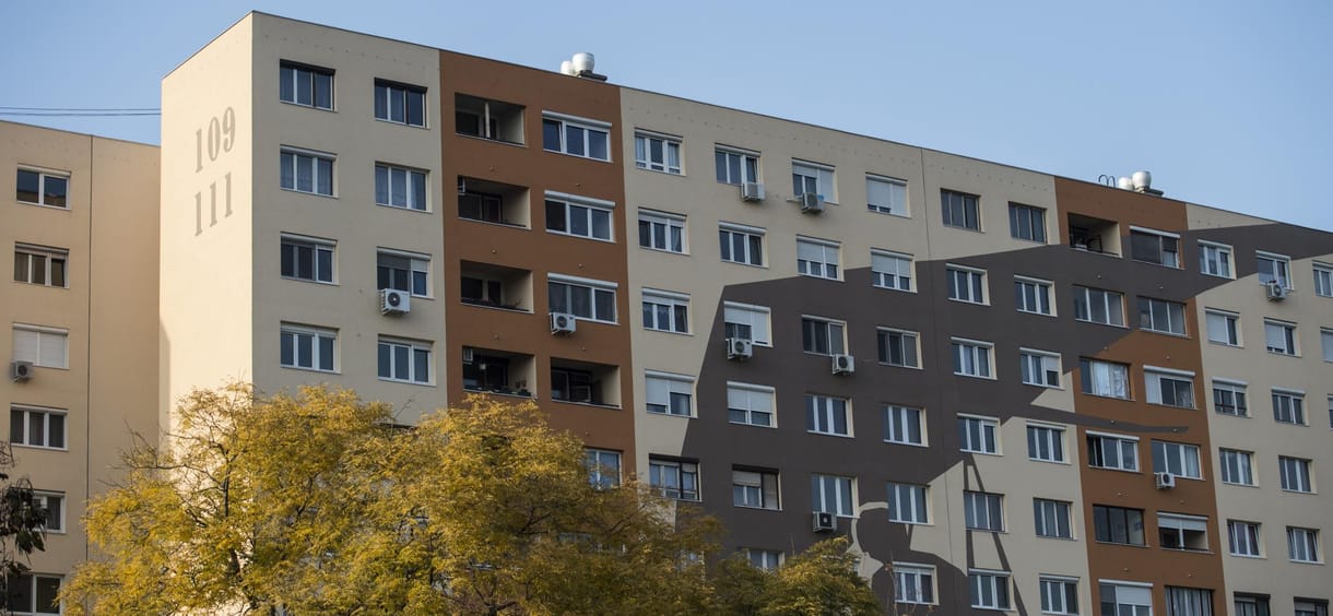 Itt a forró nyarak hozadéka: kelendőbbek lehetnek az északi fekvésű lakások