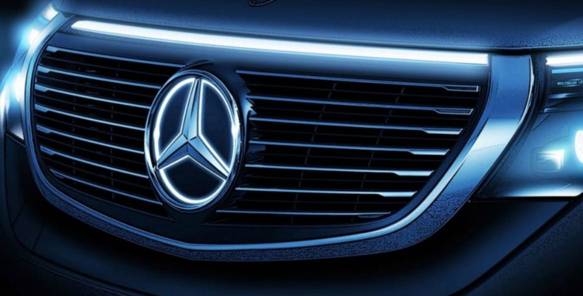 Mercedes EQA lesz a márka legkisebb elektromos autója