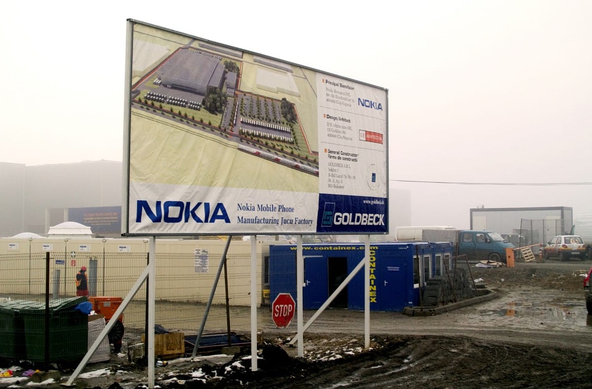 2200 embernek mondott fel a Nokia Kolozsváron, Komárom is sorra kerülhet
