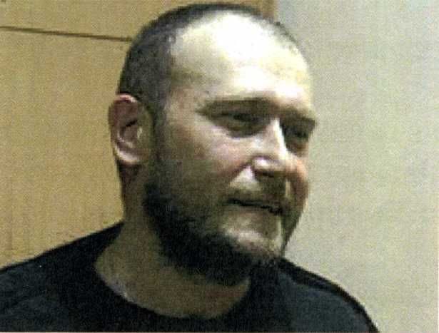 Az Interpol körözi a Jobboldali Szektor vezetőjét
