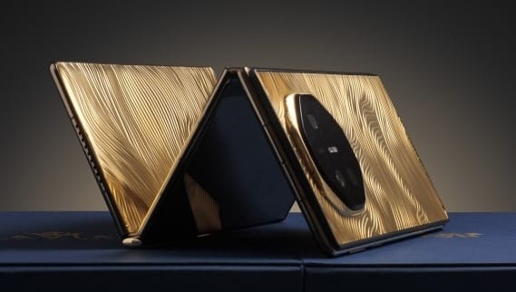 Videón a Huawei 39,4 millióba kerülő luxusmobilja, ami 1 kg-ot nyom
