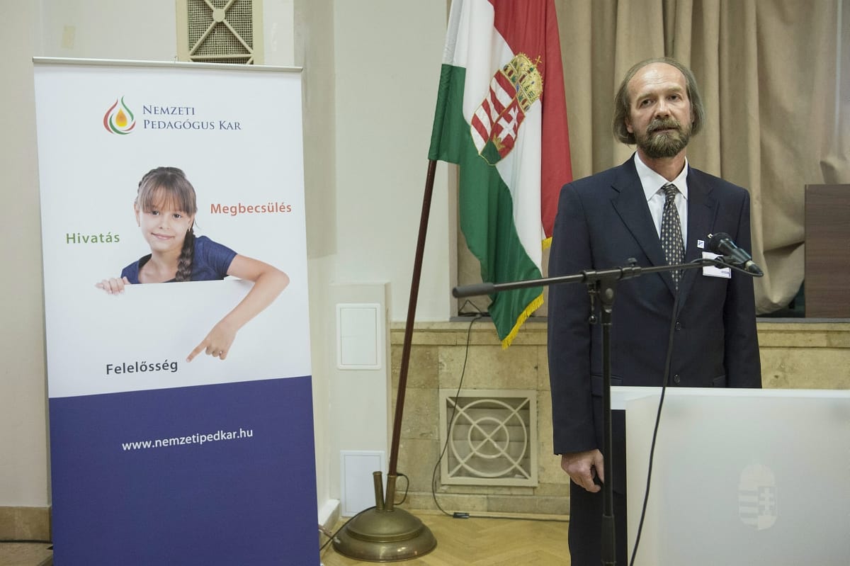 Ismét izmozik az állam a magániskolákkal