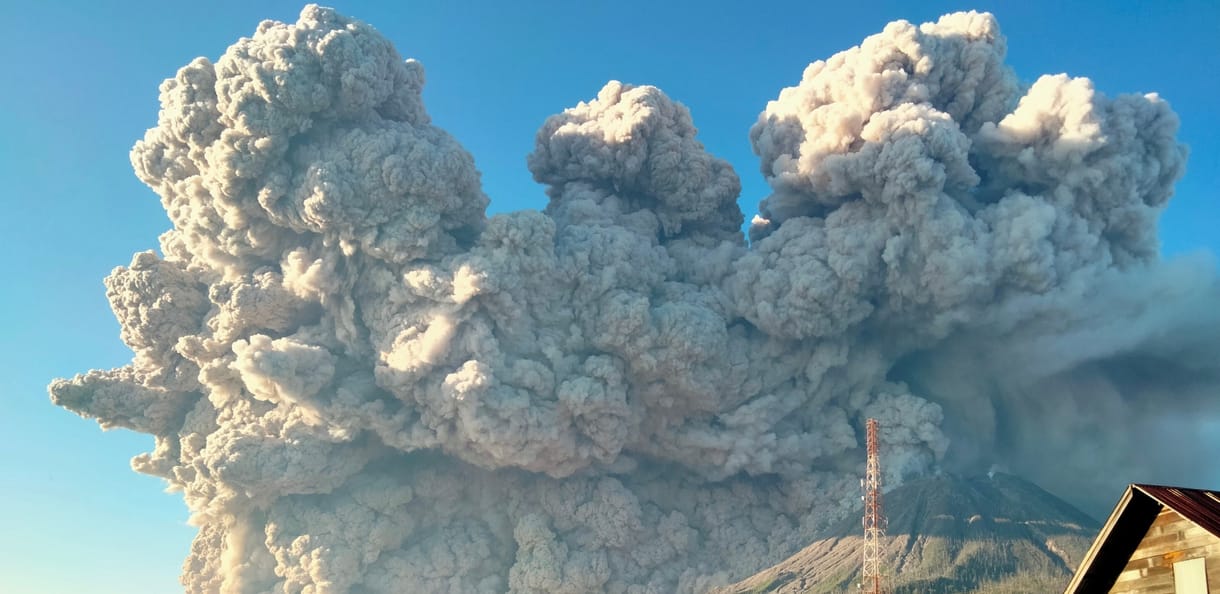 Videó: így tört ki a Sinabung vulkán