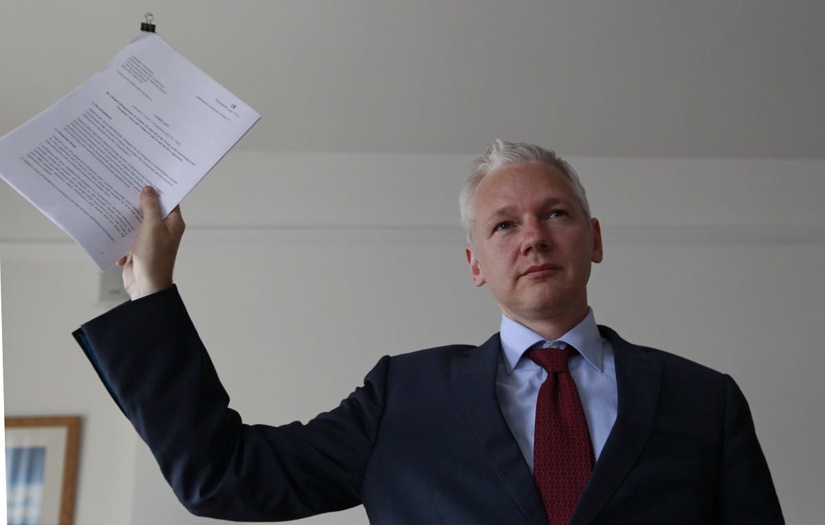 Szijjártó: a showbiznisz része az orbános WikiLeaks-akta