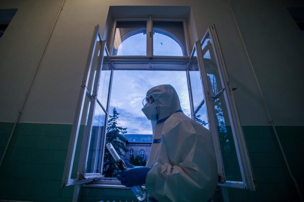 Tóta W.: Rosszkedvünk tavasza, nyara, ősze és tele