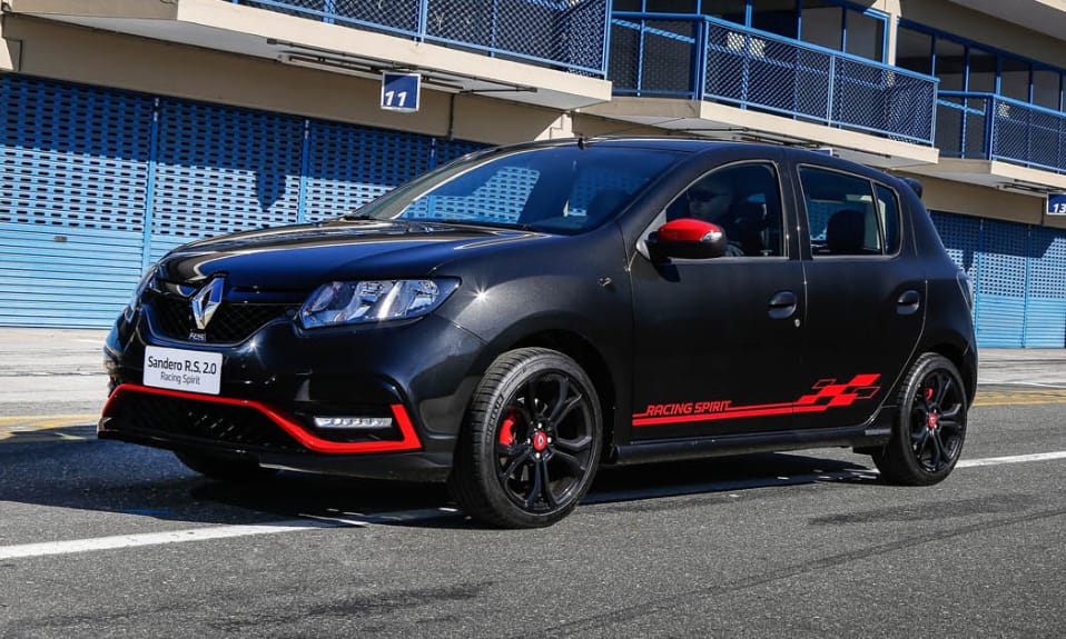 Sandero RS 2.0: szétveti az erő új sportos Daciát