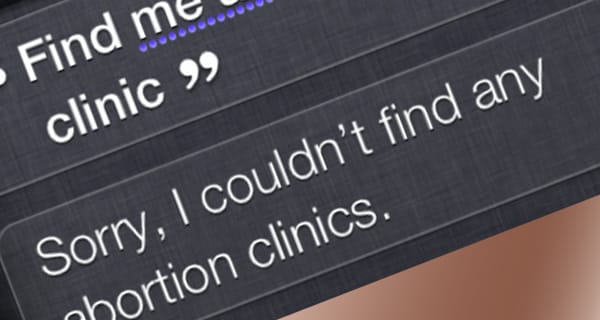Ismét beperelték a Siri-t. Nem elégedettek a válaszokkal a felhasználók?