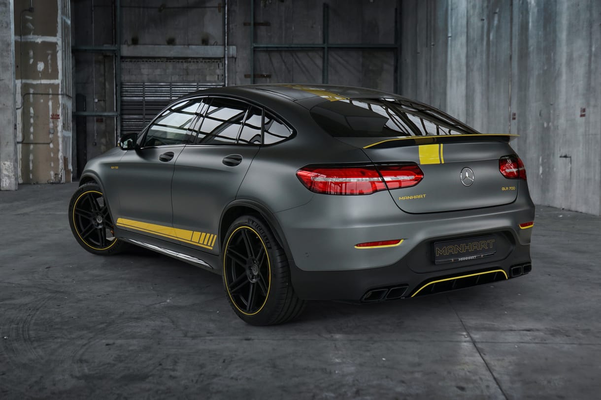 Indokolt a sárga versenycsík a 700 lóerőre tuningolt Mercedes-AMG SUV-n