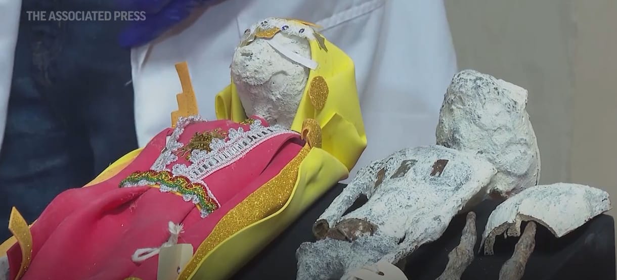 Mexikóba küldött holttesteket vizsgáltak tudósok, hogy megállapítsák, UFO-król van-e szó