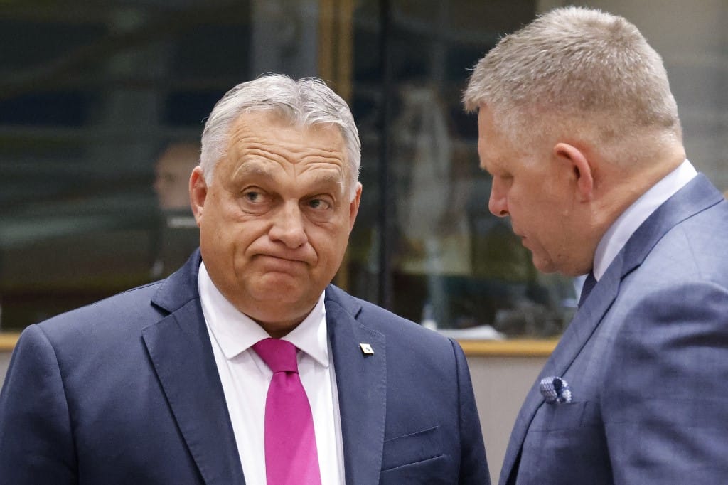 Több állami cég vezetője is sokkal jobban keres, mint Orbán, főleg ha álláshalmozók