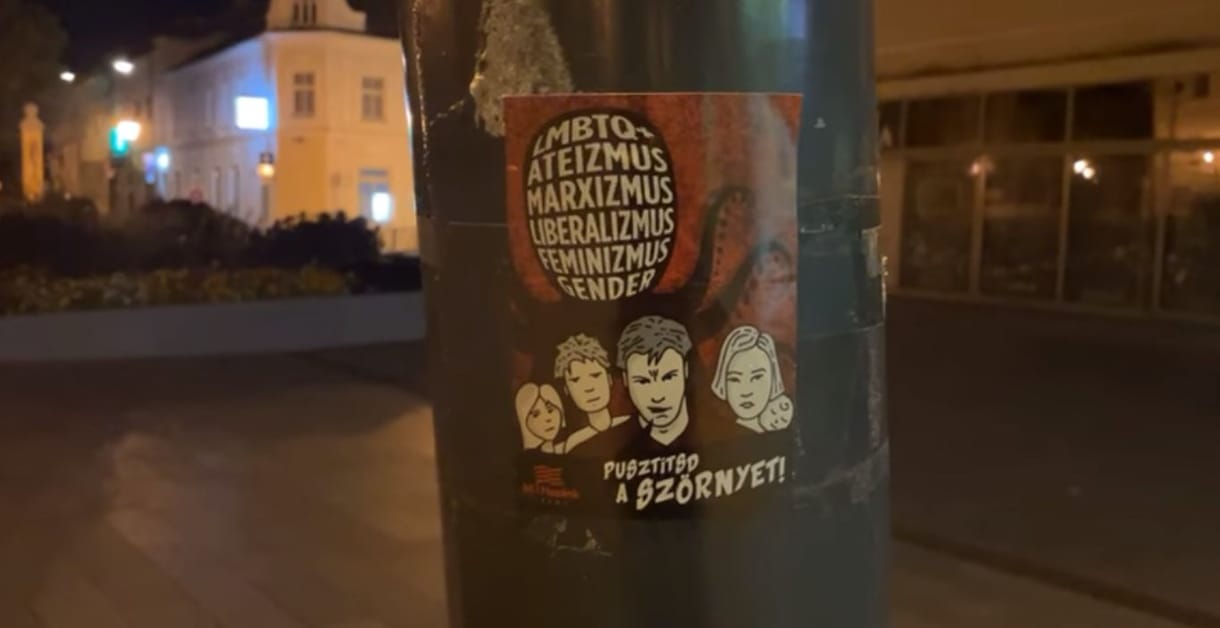 LMBTQ-ellenes matricák jelentek meg Pécsen, 