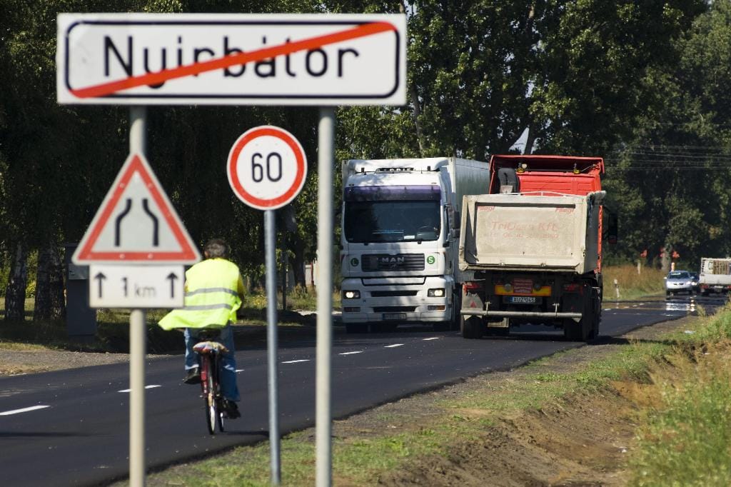Szupermodern beszélőt adtak át Nyírbátorban