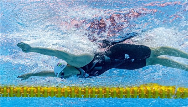 Hosszú arany-, Jakabos és Szabó bronzérmet nyert a világkupa nyitányán