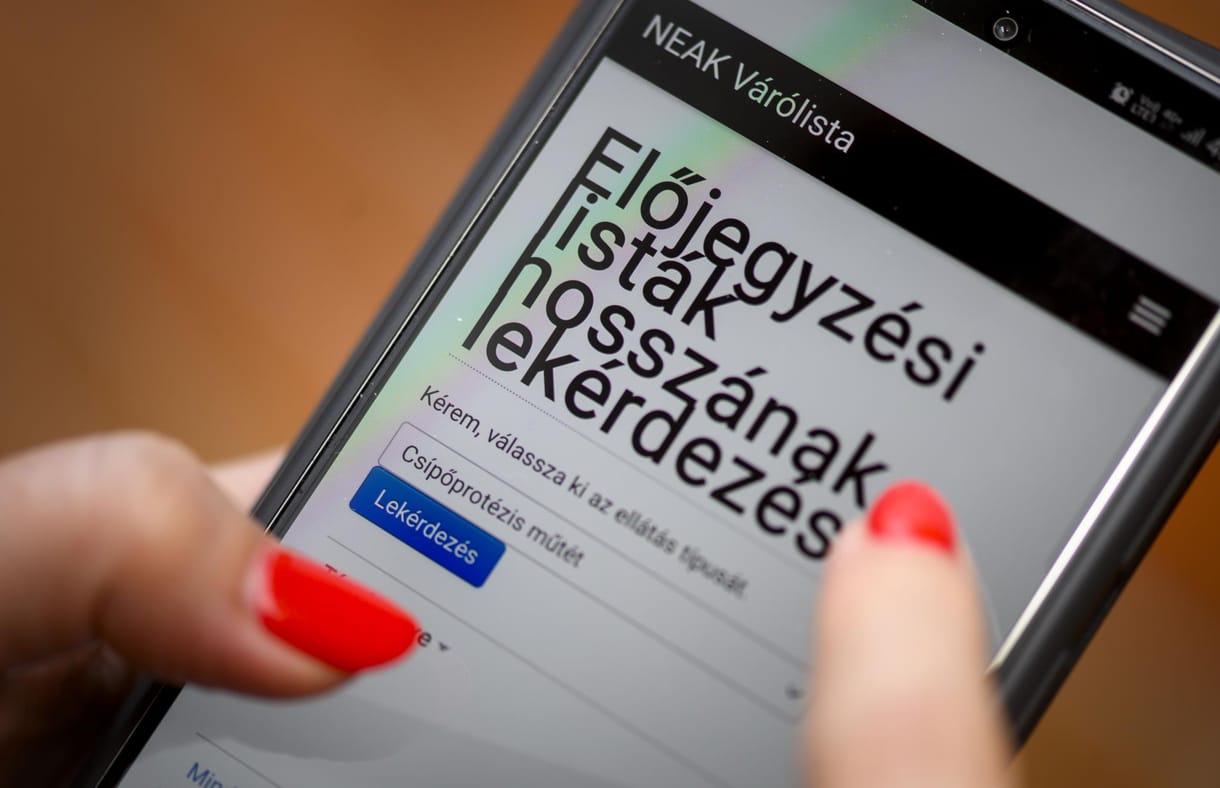 Immár azzal vállal nagyobb politikai kockázatot a kormány, ha nem nyúl az egészségügyhöz