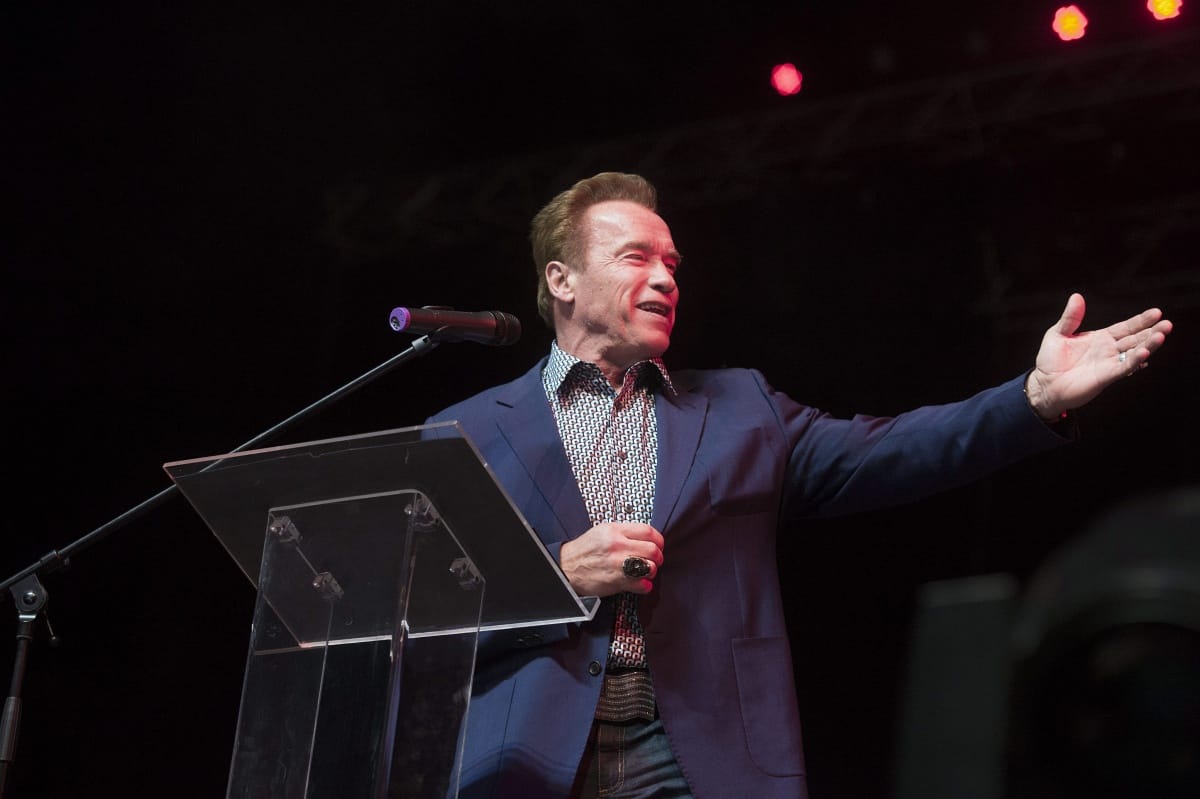 Schwarzenegger mondhat beszédet Vajna temetésén