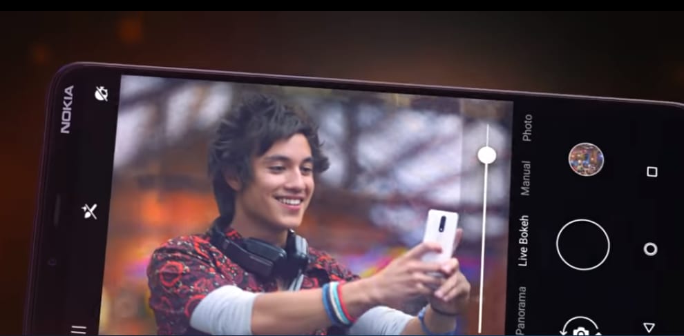 Itt a legújabb Nokia telefon, és tényleg nem kerül sokba