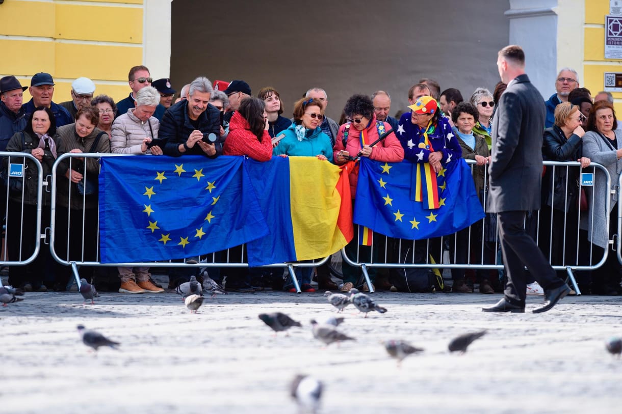Megfenyegette Romániát az Európai Bizottság