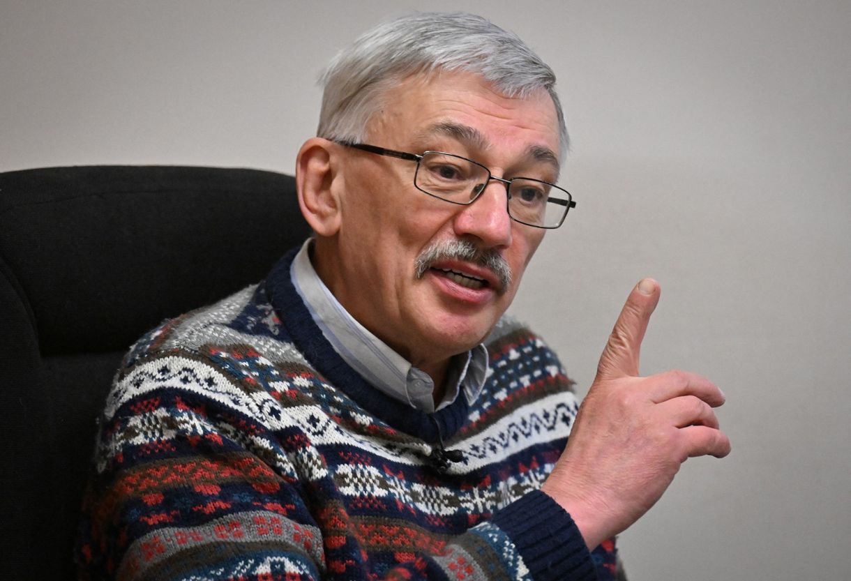 Elítélte a bíróság a Nobel-díjas orosz aktivistát, mert orwelli államnak nevezte Oroszországot