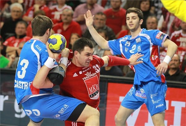 Kettős győzelemmel nyolc között az MKB Veszprém