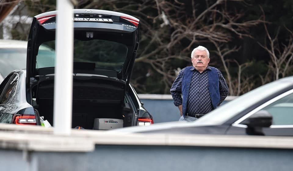 Az én hetem - Krusovszky Dénes: János bá’, jár a pacsi! B*szd meg