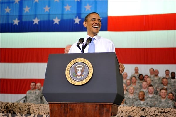 Obama vaskos előnyt szerzett republikánus vetélytársaival szemben