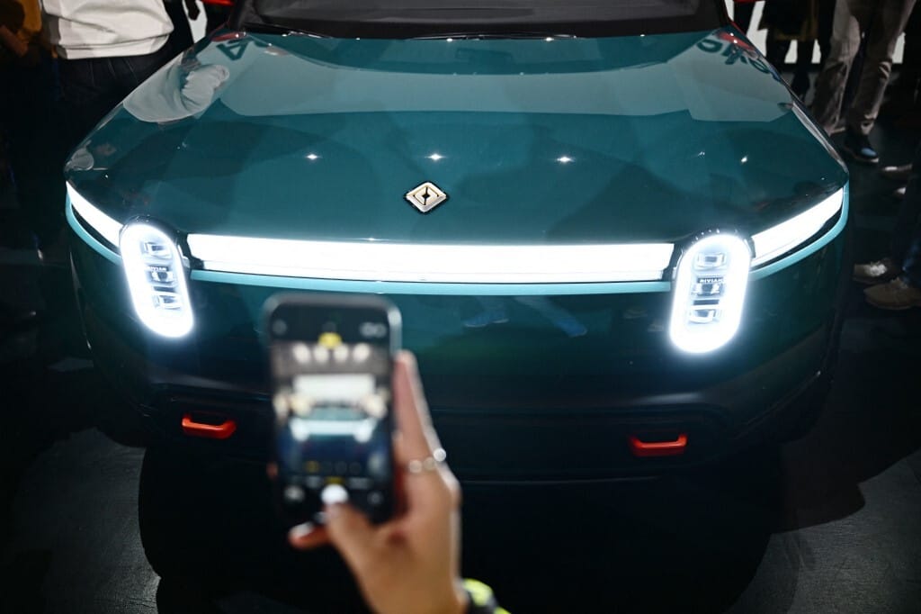 Közel 6 milliárd dollárral száll be a Volkswagen az eddig folyamatosan veszteséges Rivianba