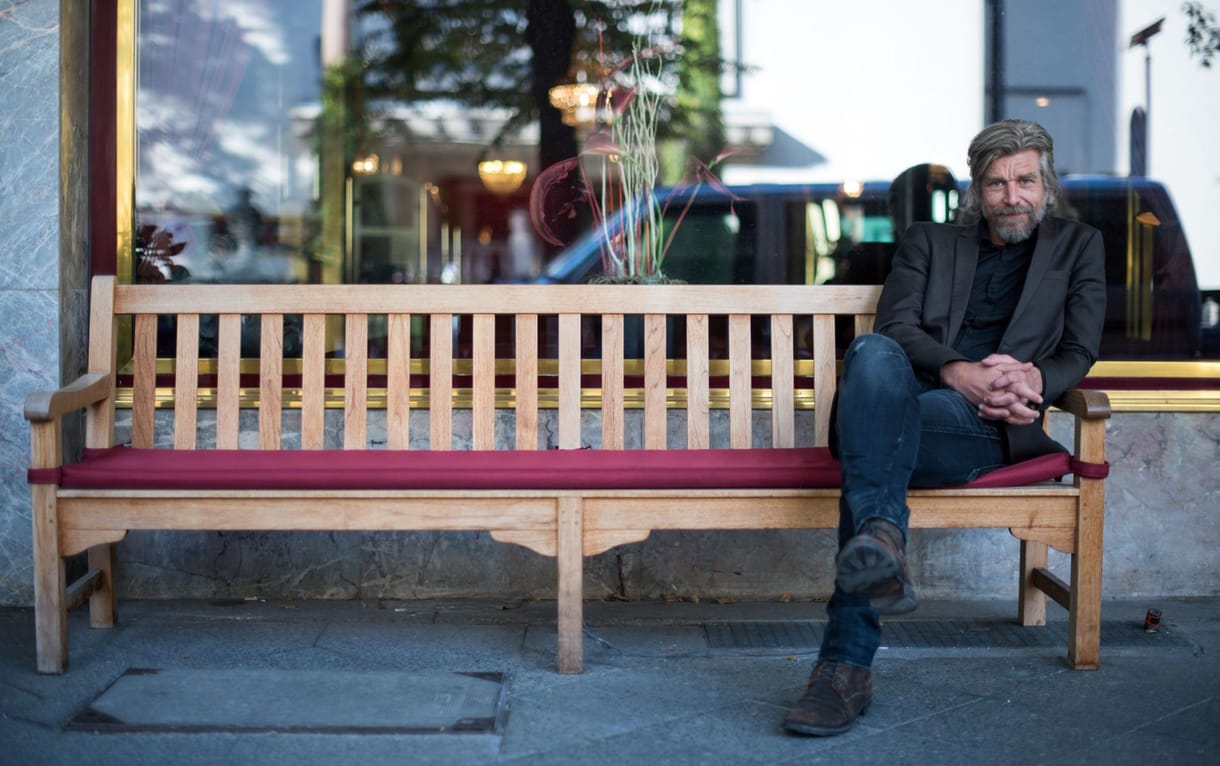 Mi értelme van olyan könyvet írni, amit csak 100 év múlva olvashatunk el? – Knausgård megmondja