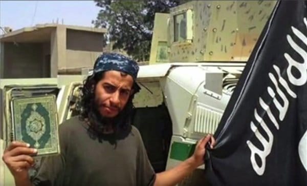 Le Monde: a párizsi terrortámadás fő irányítója is Magyarországon át jött Európába