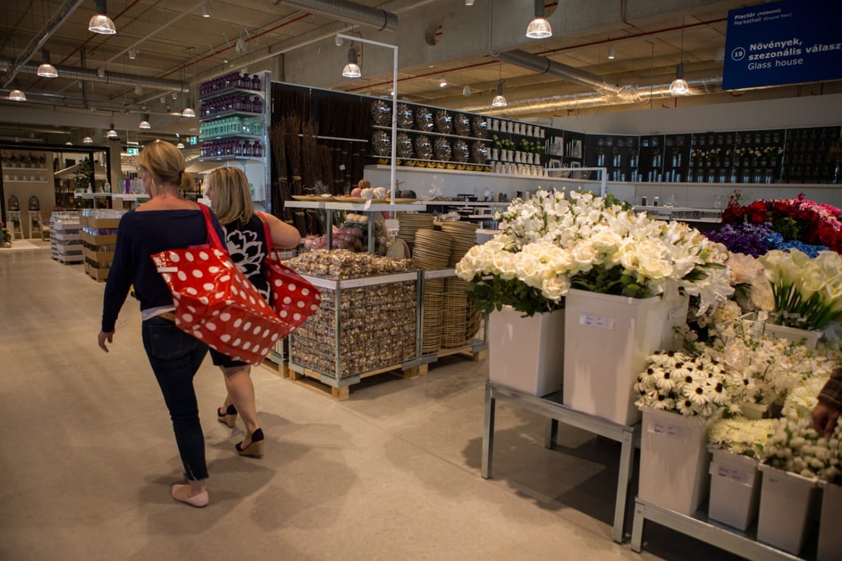 Használt bútorokat árul az IKEA