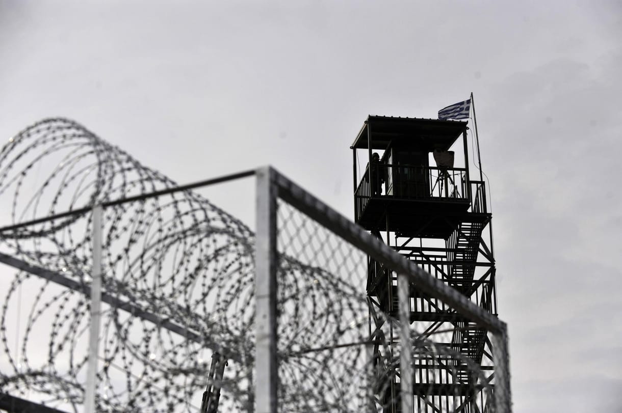 Görögország lecsap az illegális bevándorlókra