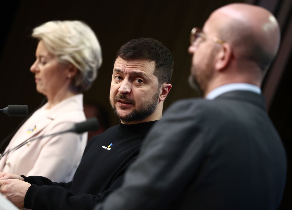 FT: Ukrajna számára reális utat kell felkínálni az uniós tagsághoz