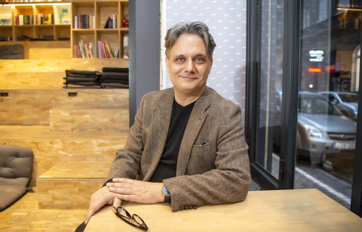Nyáry Krisztián: „Még egyszer belerúgnak abba, akinek havi százezreket vesznek ki a zsebéből”
