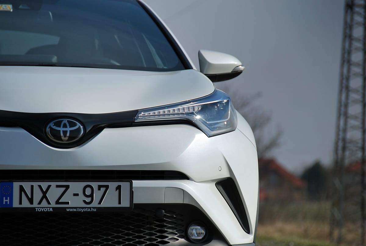 Egy Toyota, amit észreveszel – teszteltük a C-HR-t