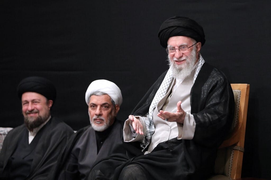 Guardian-kommentár: Rettenetesen visszaütöttek az USA Irán elleni támadásai