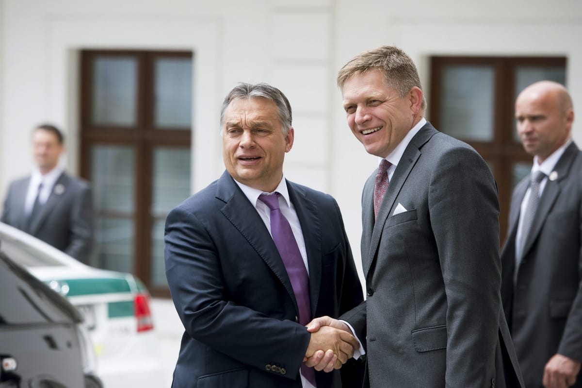 Szlovákiát is foglalkoztatja a magyar kvótanépszavazás