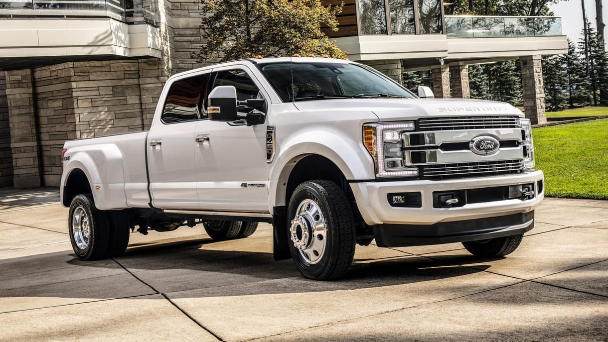 Nézze meg, milyen egy 100 ezer dolláros Ford pickup