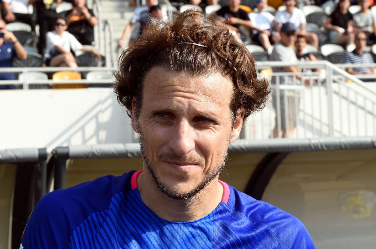 Visszavonul Diego Forlán