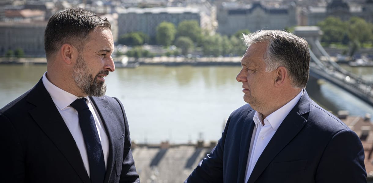 Orbán Viktor a spanyol radikális jobboldali VOX párt vezetőjével tárgyalt