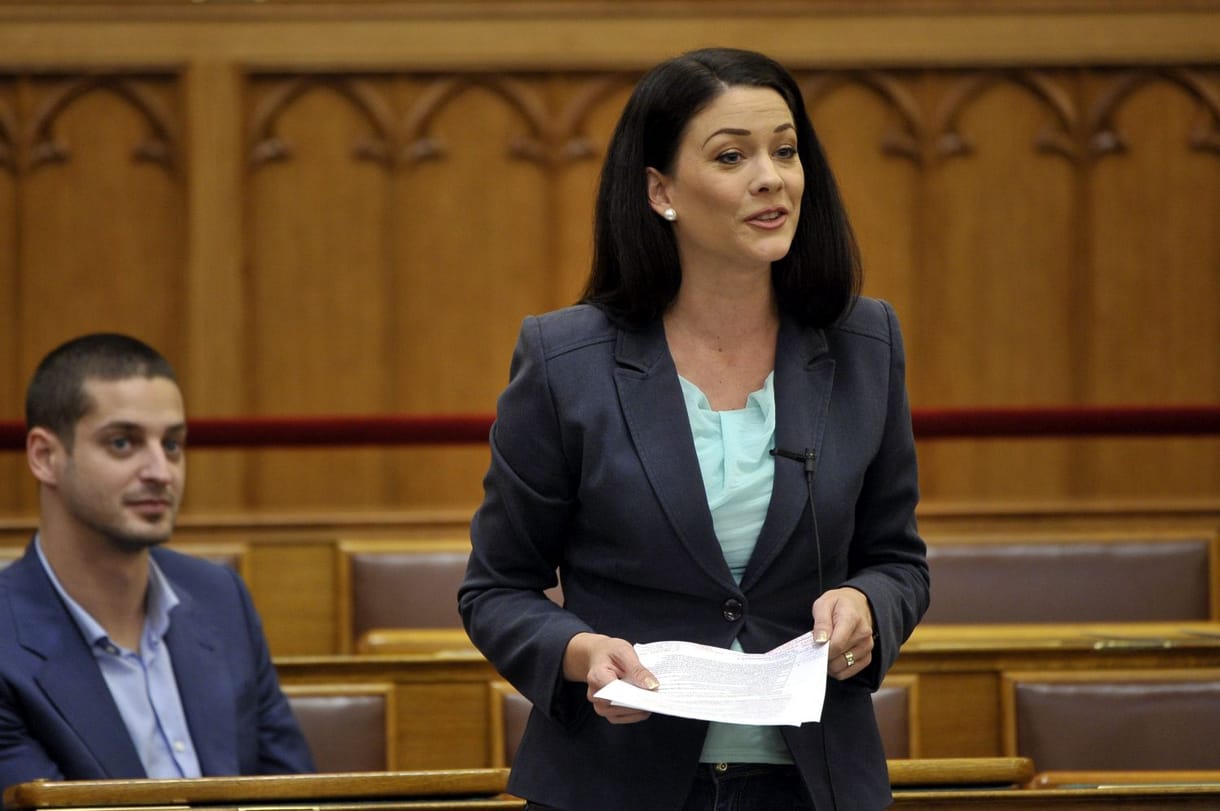 A Fidesz támogatásával fúrhatja meg a kormány ötletét az ellenzék