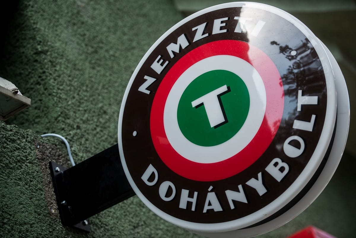 Lázár ismerőse bagóért kapja meg a nagy dohánybizniszt
