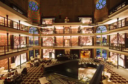 Szabadság Hotel: milliárdos luxusszálloda egy börtönből