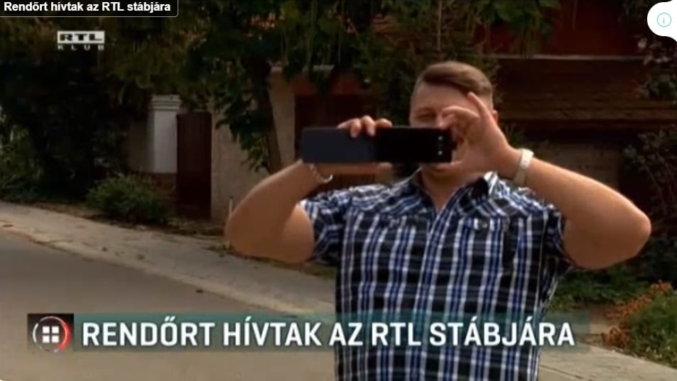 Rendőrt hívtak az RTL Klub stábjára, fideszes fotózta őket