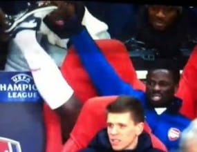 Videó: az Arsenal játékosának szokatlan bemelegítése a BL-ben