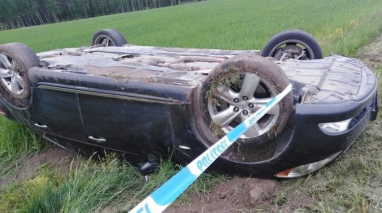 260 km/h-s tempónál filmezte magát a Lexusban, amikor beütött a baj