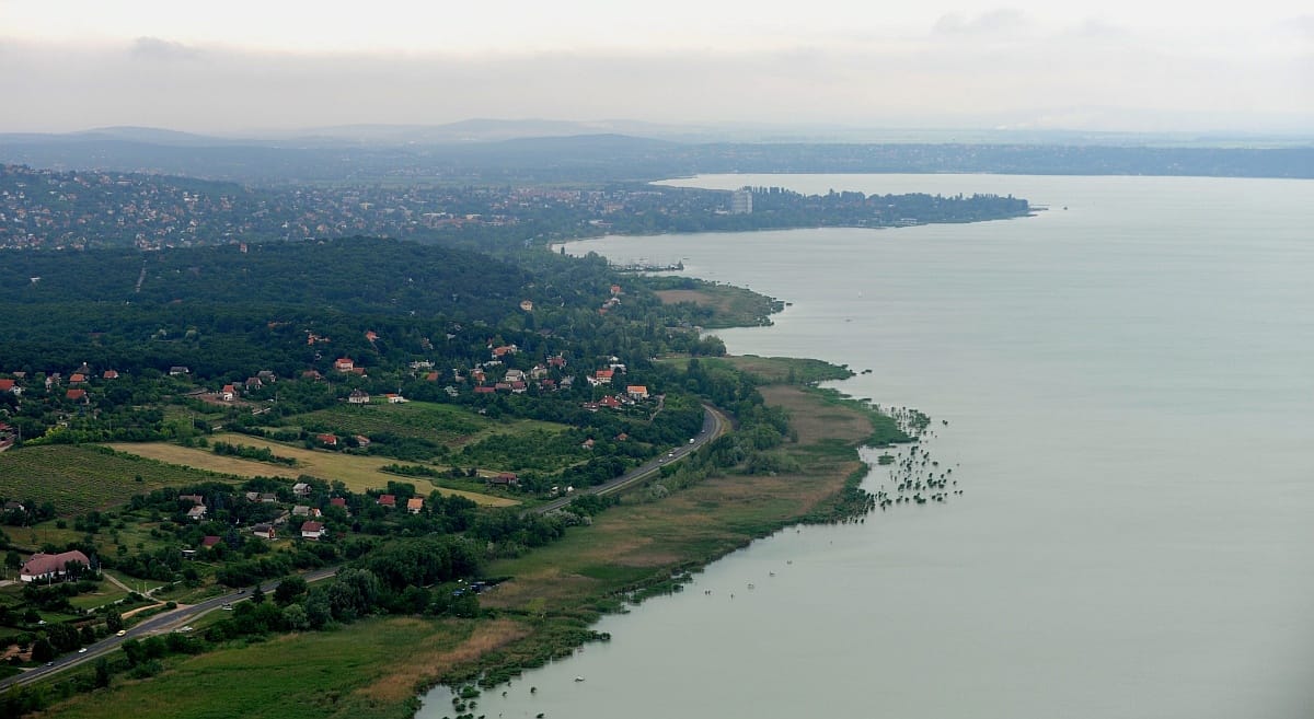 Matolcsy felesége a nagy ugrásra készül Balatonakarattyán